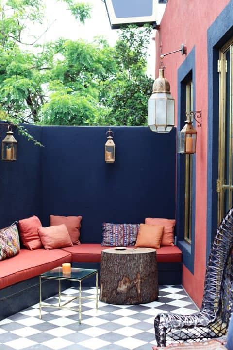 Beautiful small backyard landscape designs can be hard to achieve, as a small yard requires good space management. Gardening, decor and much more on betterthathome.com