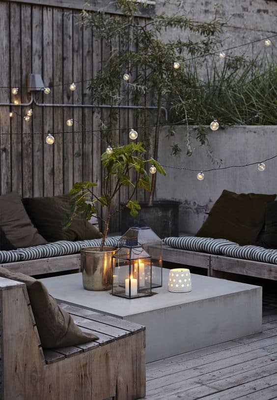 Beautiful small backyard landscape designs can be hard to achieve, as a small yard requires good space management. Gardening, decor and much more on betterthathome.com