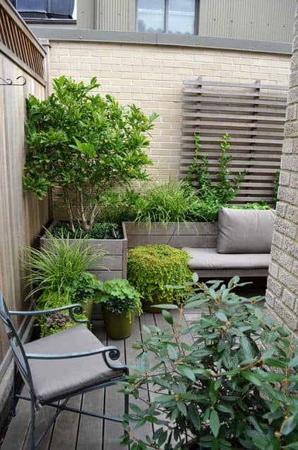 Beautiful small backyard landscape designs can be hard to achieve, as a small yard requires good space management. Gardening, decor and much more on betterthathome.com