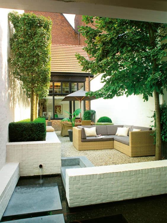 Beautiful small backyard landscape designs can be hard to achieve, as a small yard requires good space management. Gardening, decor and much more on betterthathome.com