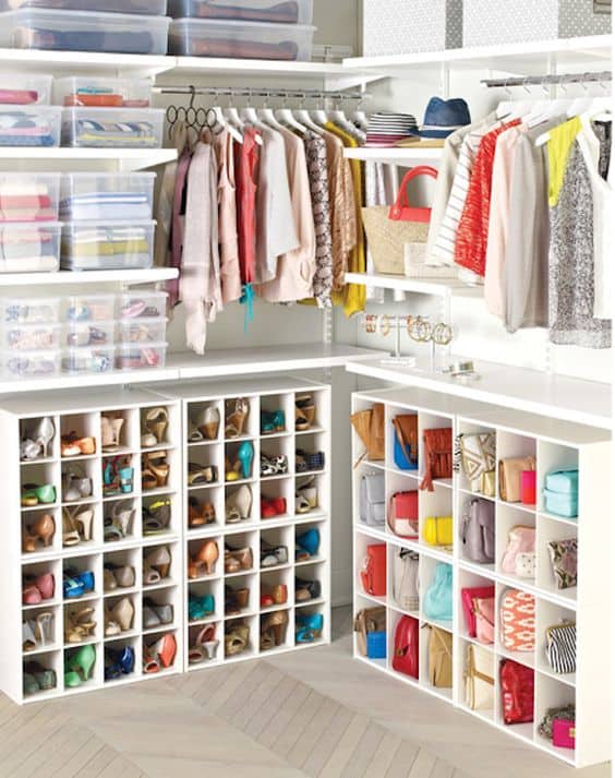 Figuring out how to organize a messy room can be hard sometimes, but we&acirc;ve got you covered. There are plenty other interesting articles at betterthathome.com