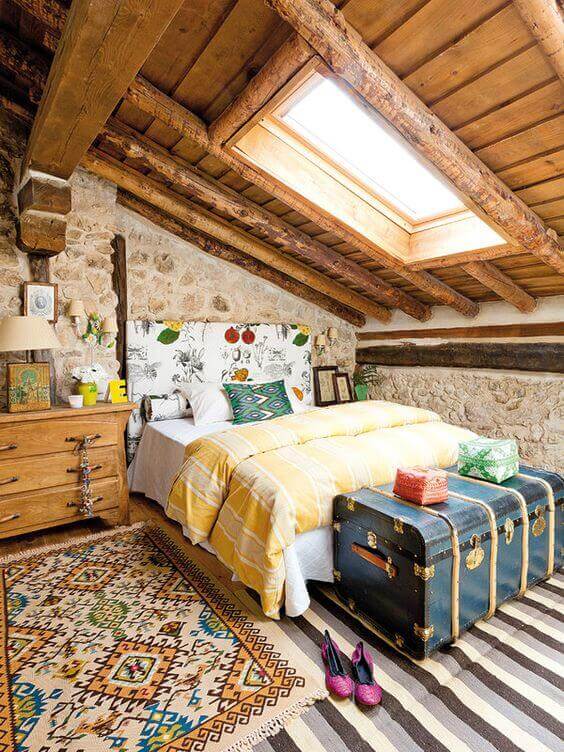 With these marvelous interior design decorating ideas (for incredible attics) you can make the most out of the otherwise dull storage space. Décor and more at betterthathome.com